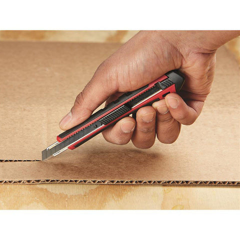 Milwaukee 9 mm törhető pengés kés (szike)