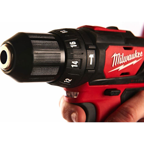 Milwaukee M12 BPD-402C ütvefúró-csavarozó