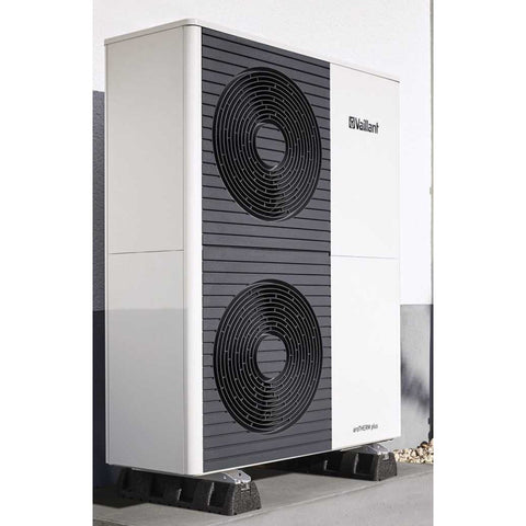 Vaillant aroTHERM plus VWL 125/6 A 230V levegő-víz hőszivattyú aktív hűtéssel (monoblokk R290)