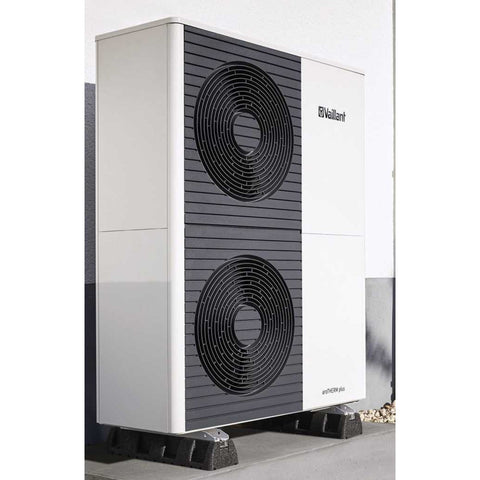 Vaillant aroTHERM plus VWL 125/6 A 400V levegő-víz hőszivattyú aktív hűtéssel (monoblokk R290)