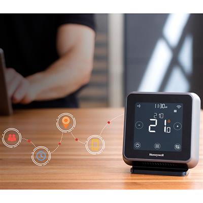 Honeywell Lyric Wi-Fi T6R szobatermosztát, vezeték nélküli, programozható, Geofencing funkció,